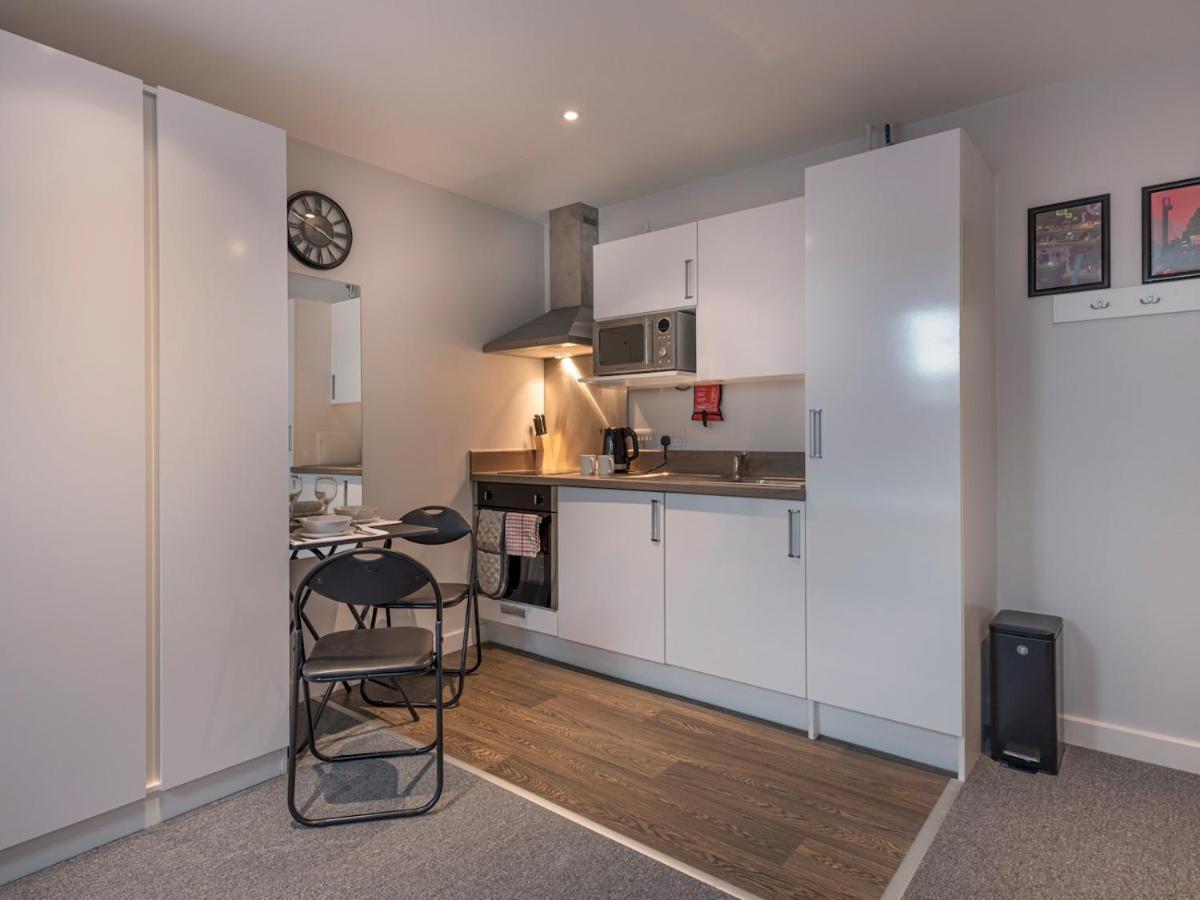 Pass The Keys Cosy High Street Studio With Free Parking Apartment ลินคอล์น ภายนอก รูปภาพ